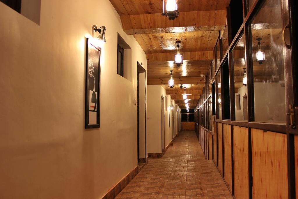 Hotel Walisons Resorts Srīnagar エクステリア 写真