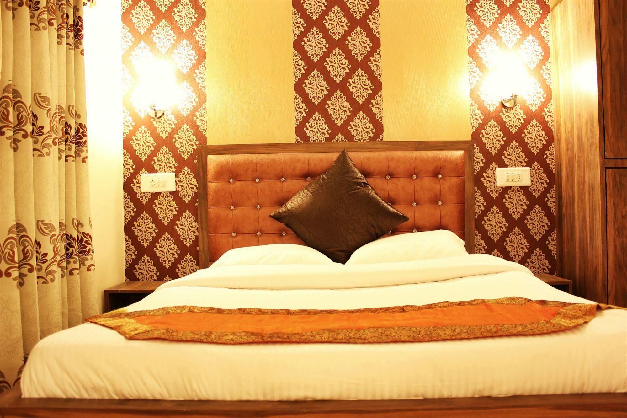 Hotel Walisons Resorts Srīnagar エクステリア 写真
