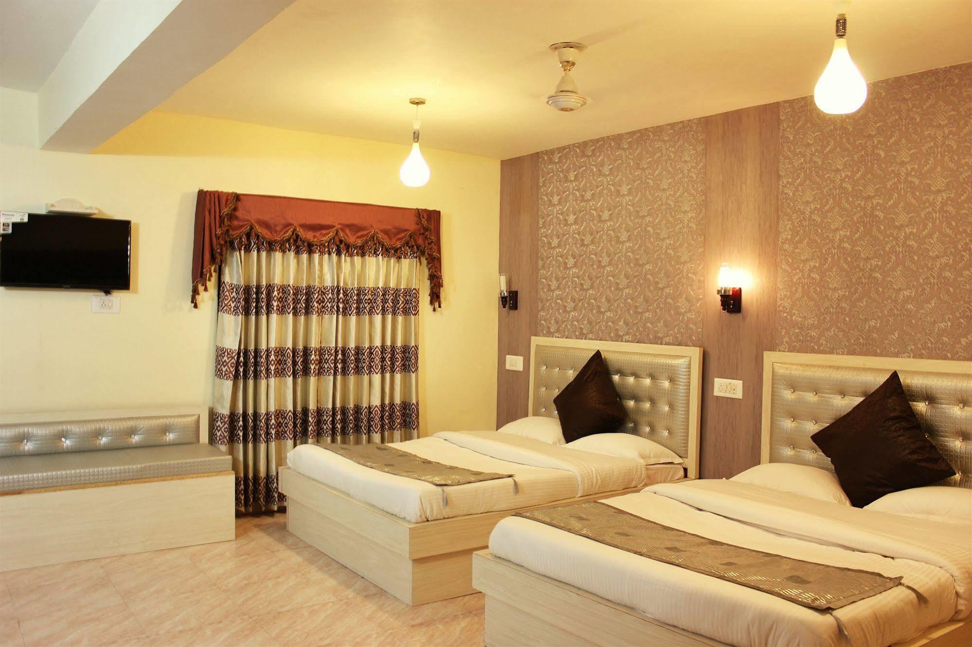 Hotel Walisons Resorts Srīnagar エクステリア 写真